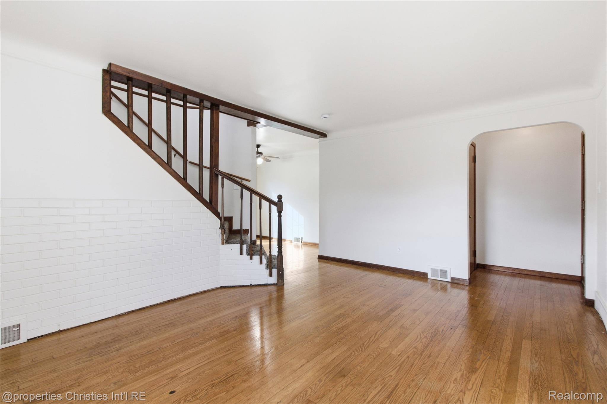 23041 Roanoke Avenue