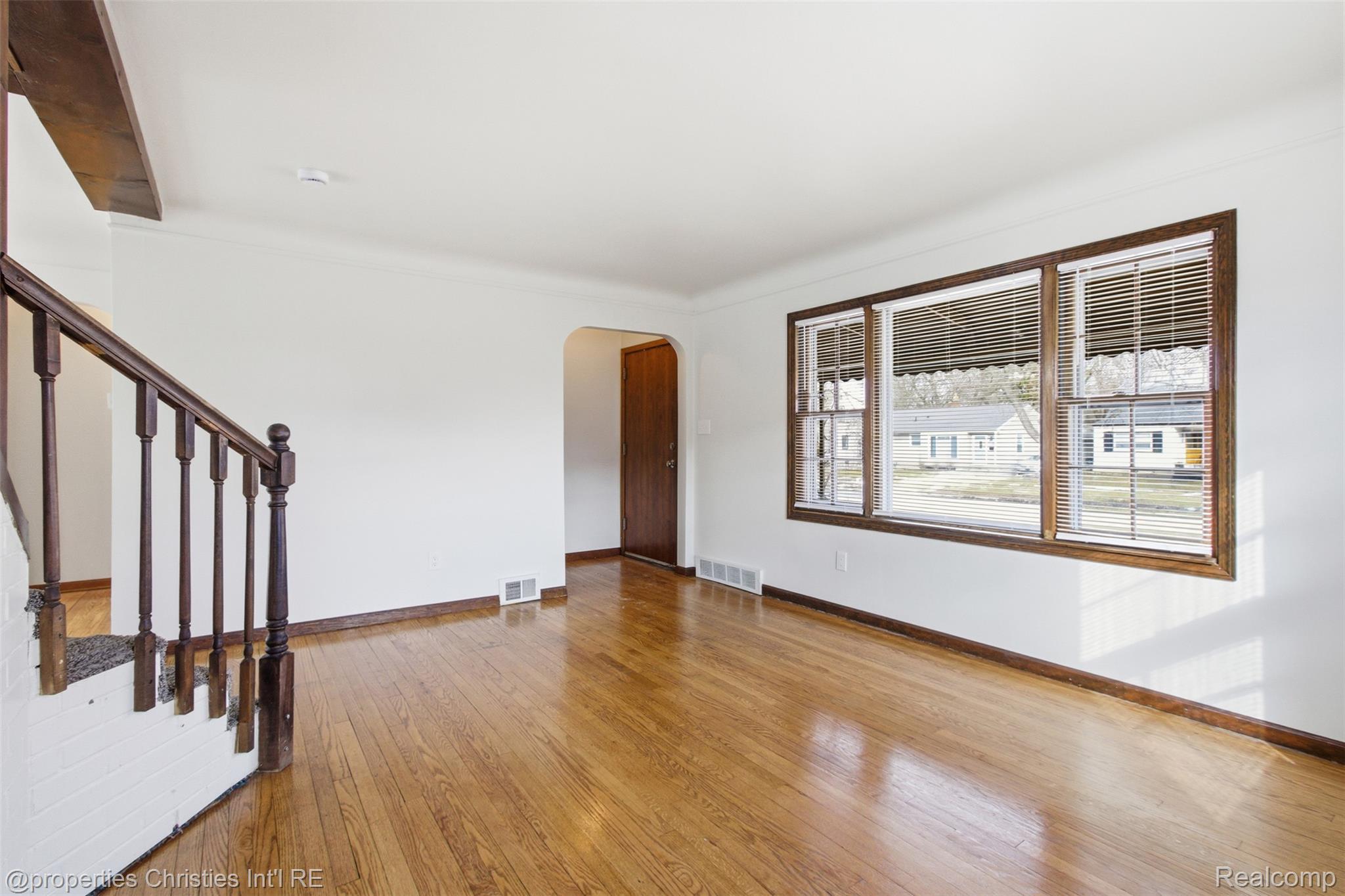 23041 Roanoke Avenue