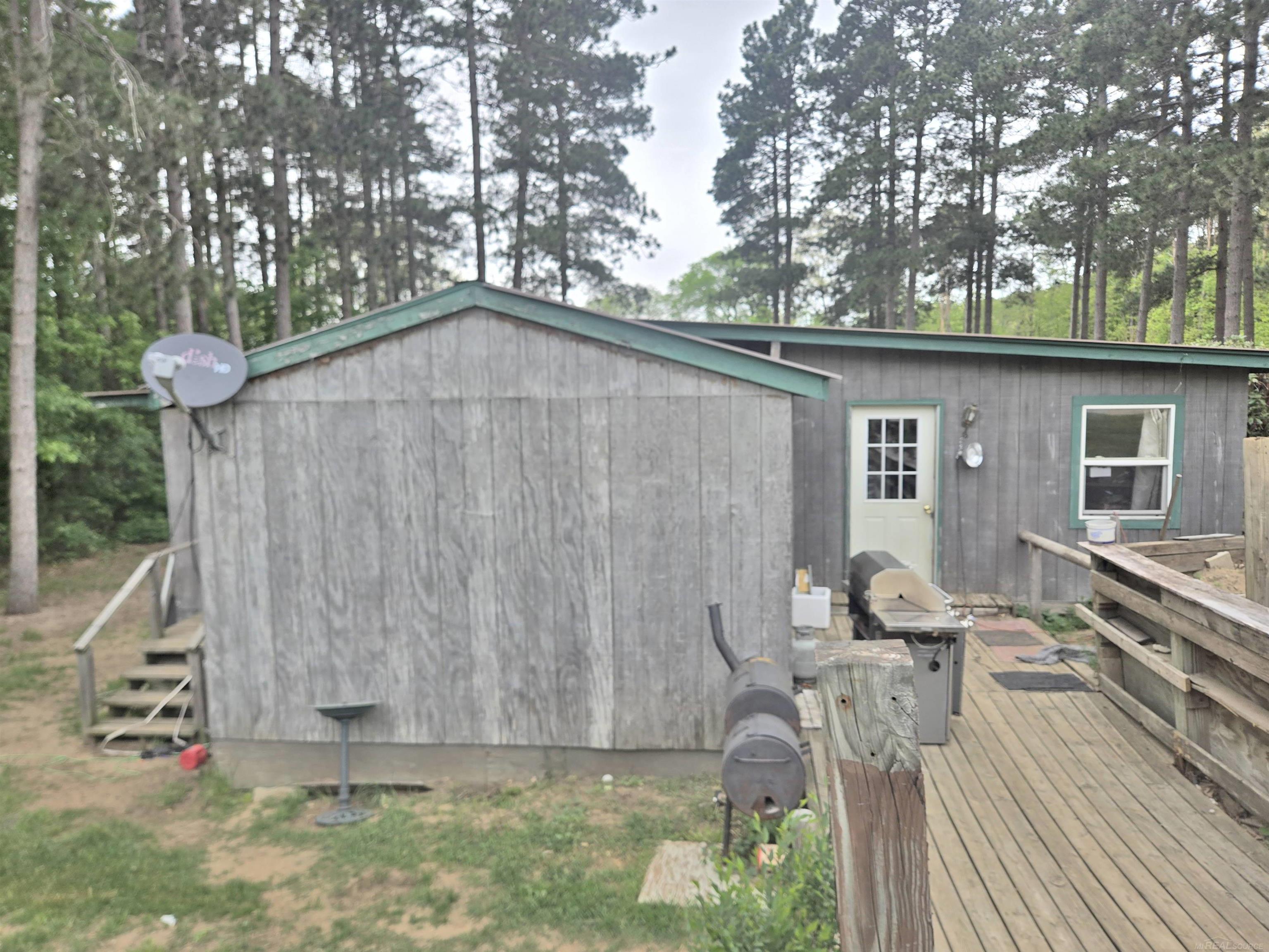 1915 W Garfild Road