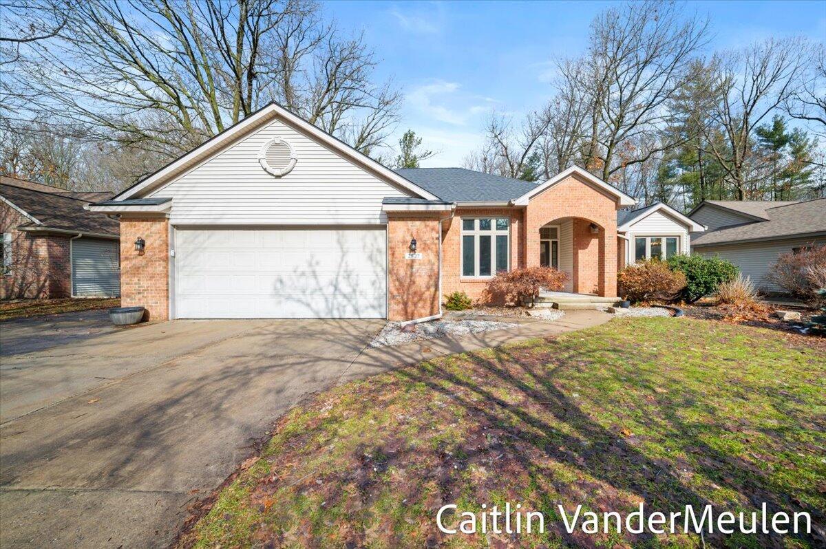 2627 Golfbury Drive SW