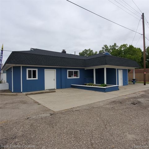 4235 Fenton Road S Burton City MI 48529