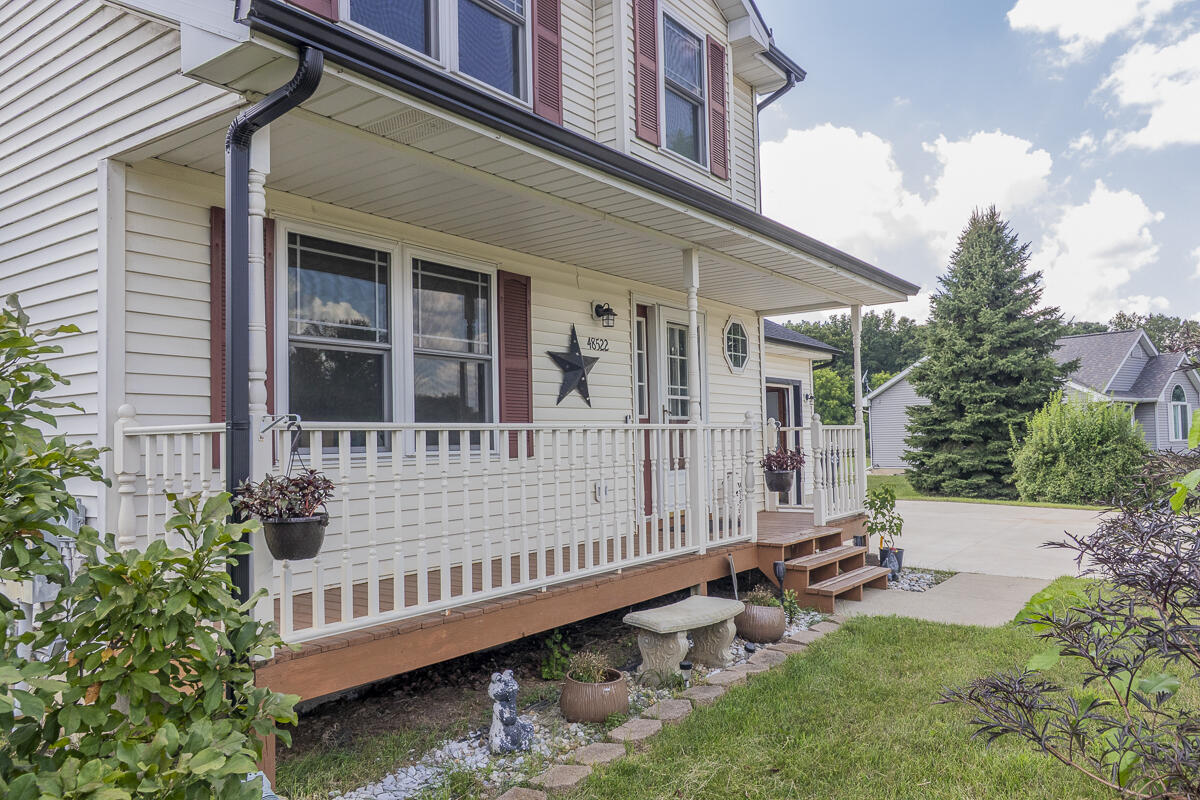 48522 Meadow Oak Trail