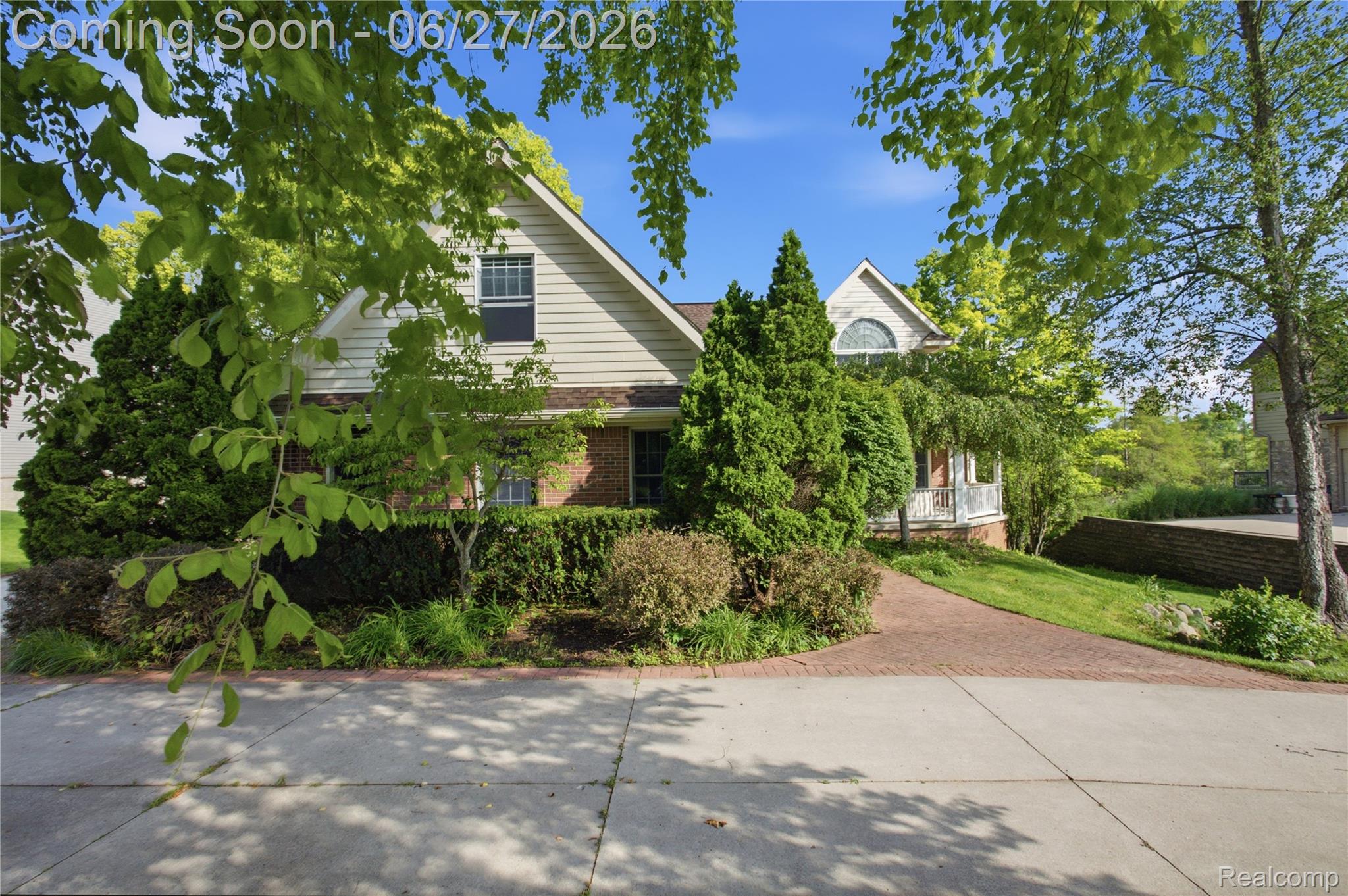 9015 Huron Bluffs Drive