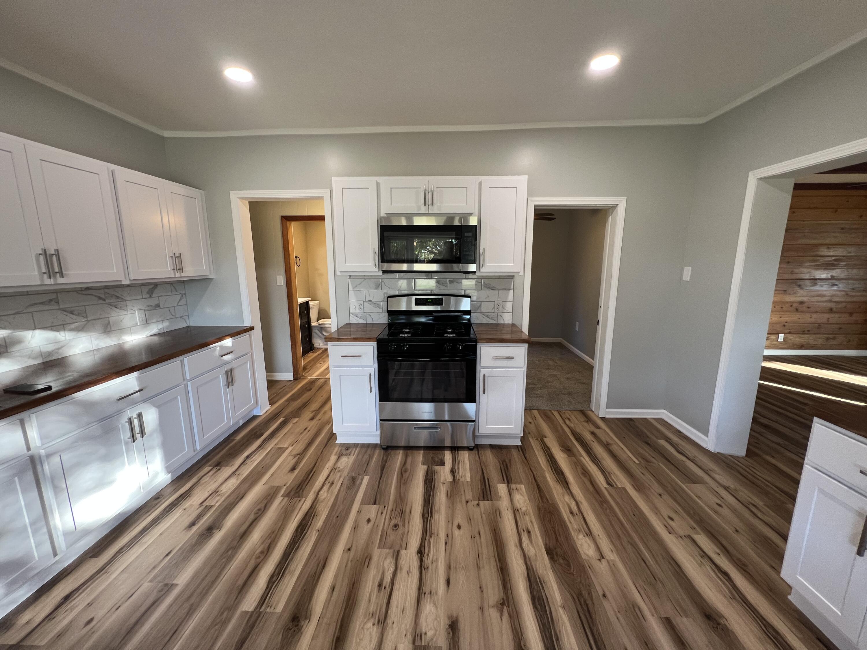 412 N Darling Avenue