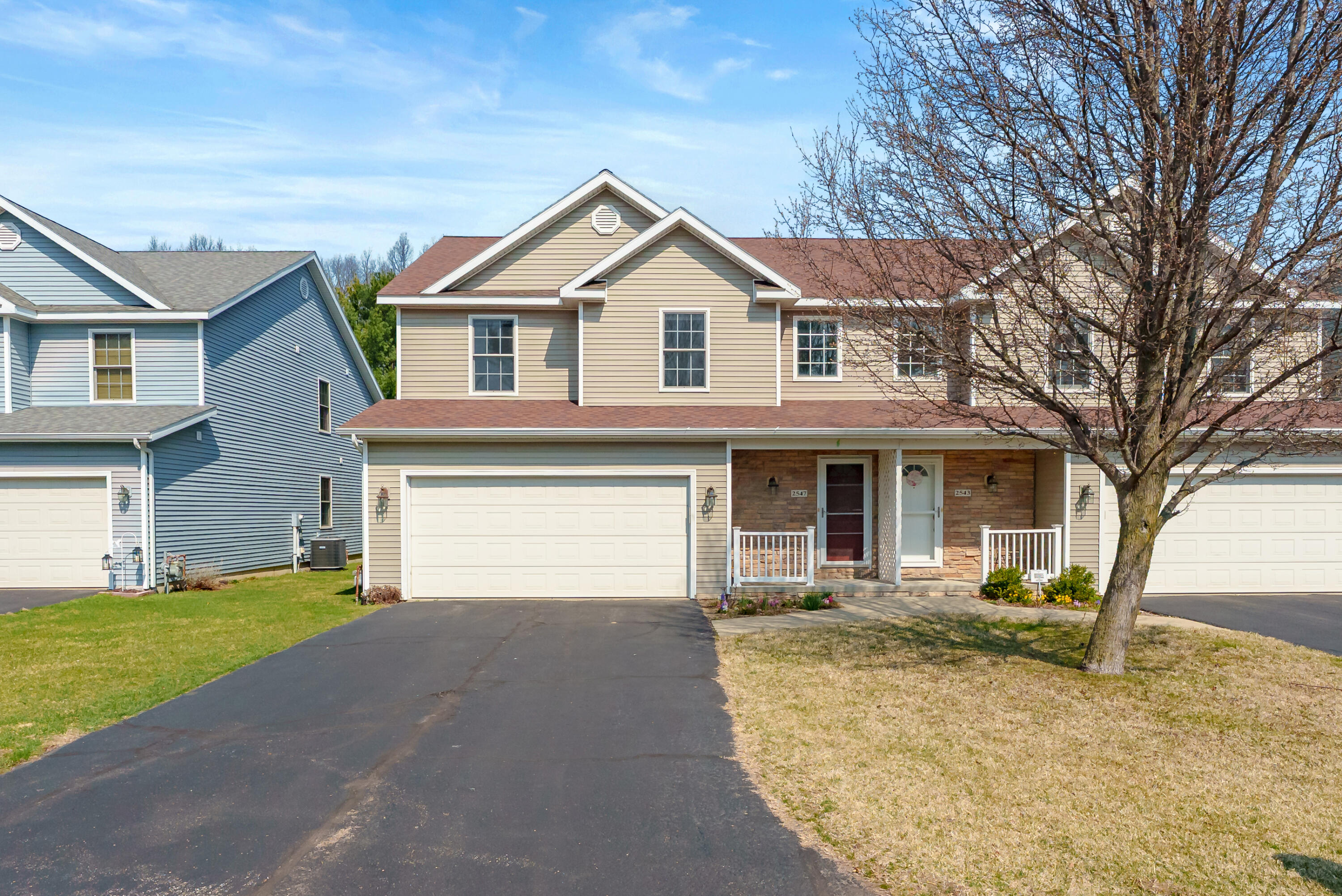 2547 Holiday House Road