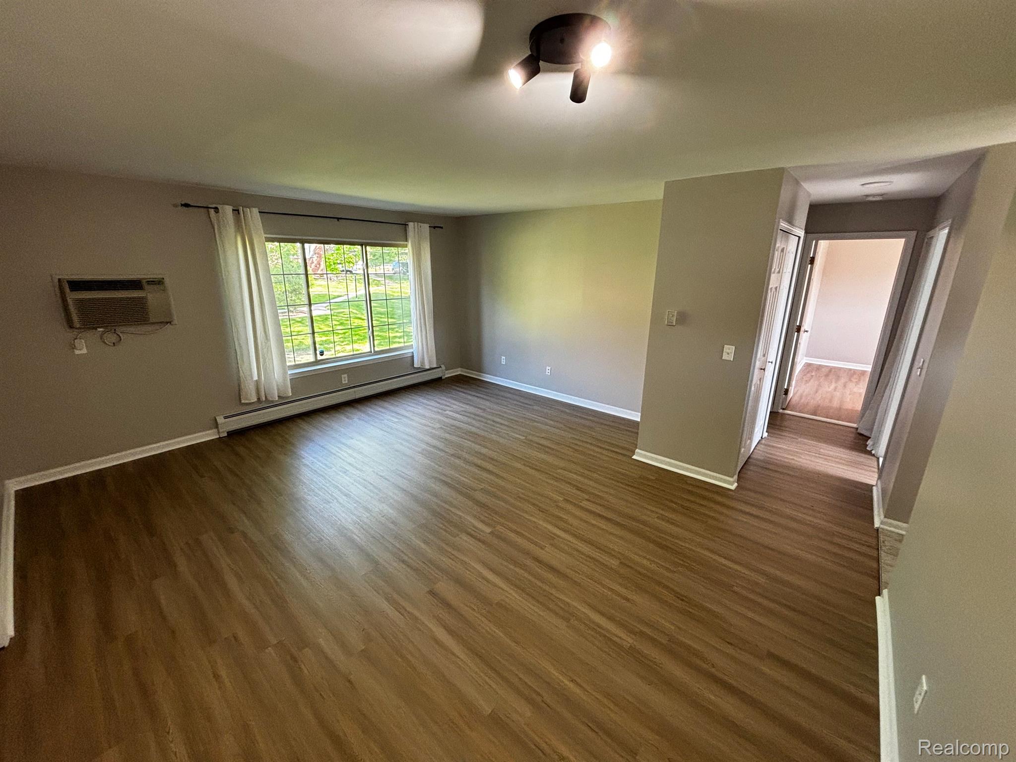 454 ROMEO Road 215