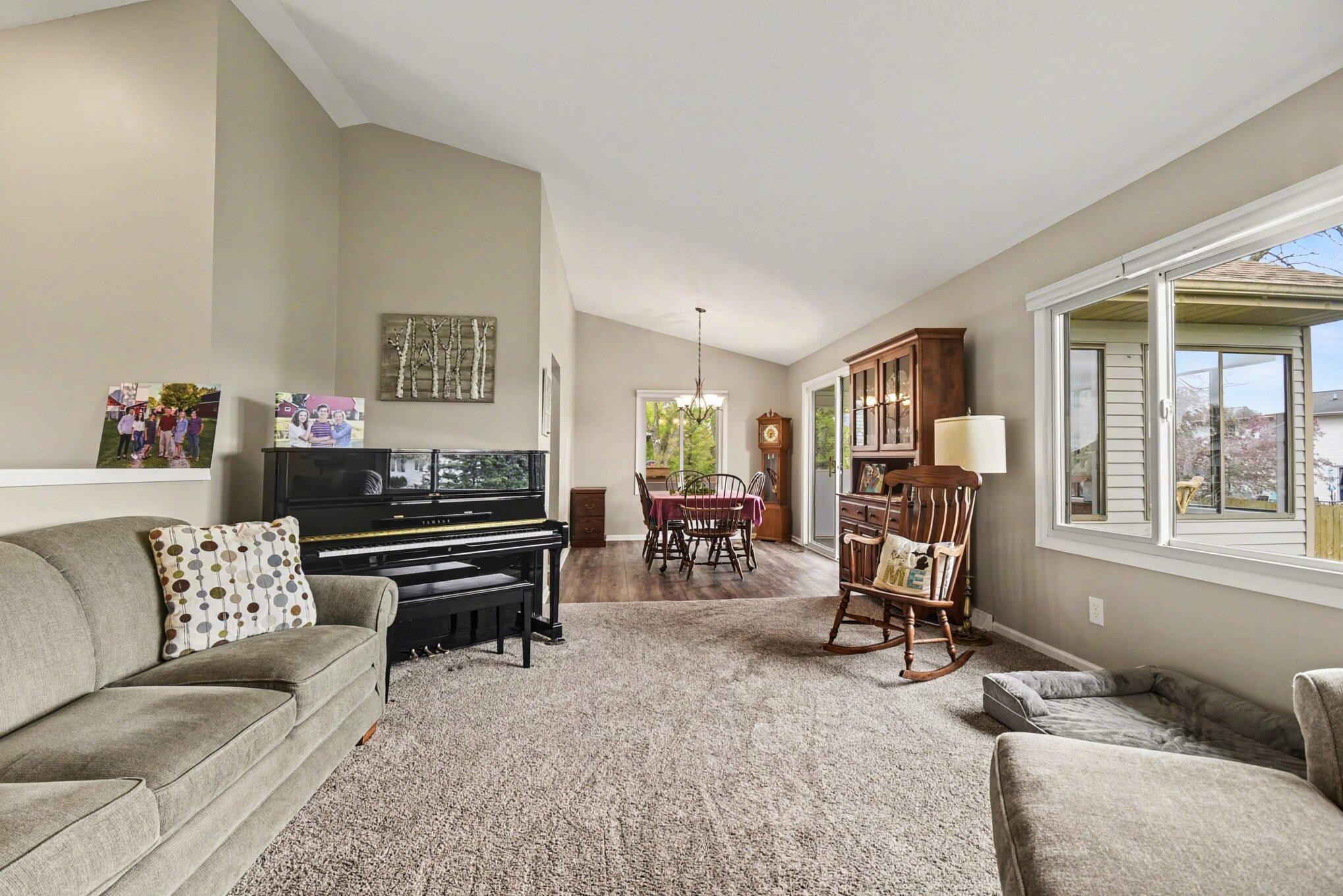 5459 Discovery Drive SE