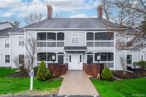 1221 Curzon Court 203 Howell City MI 48843