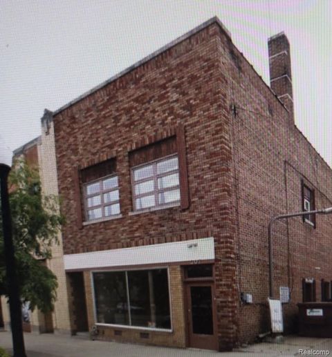 307 E Grand River Avenue Howell City MI 48843