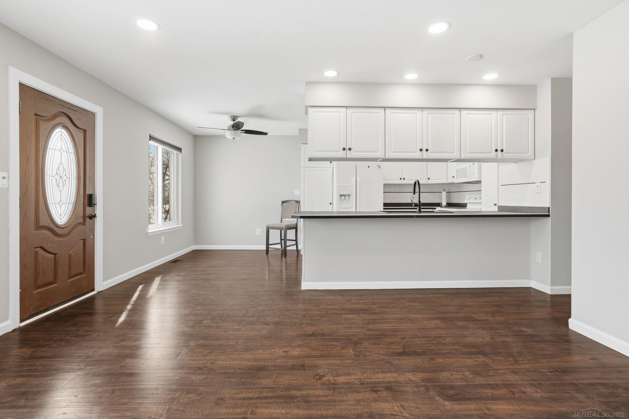 39531 Willmarth Street