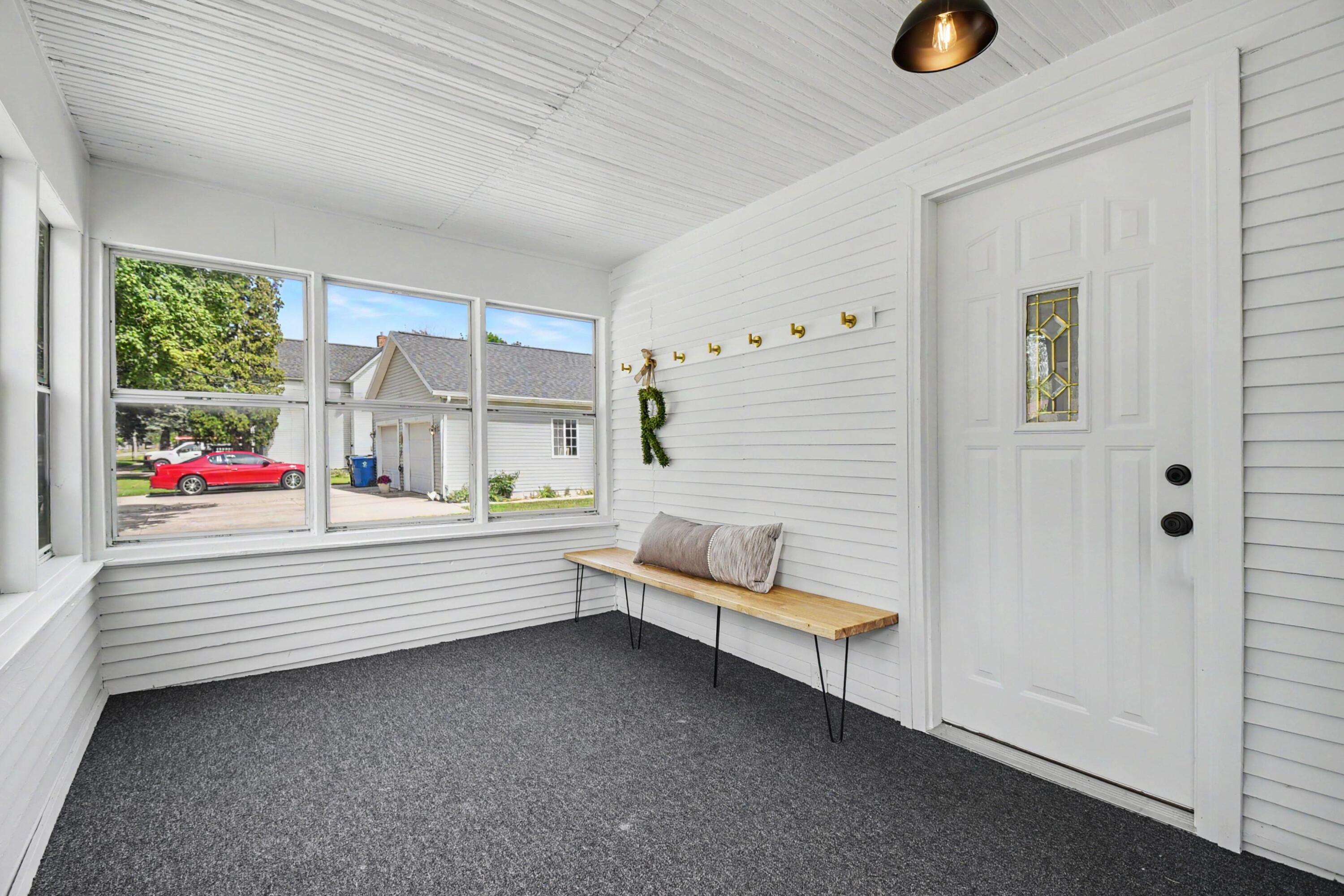 523 W Maple Street