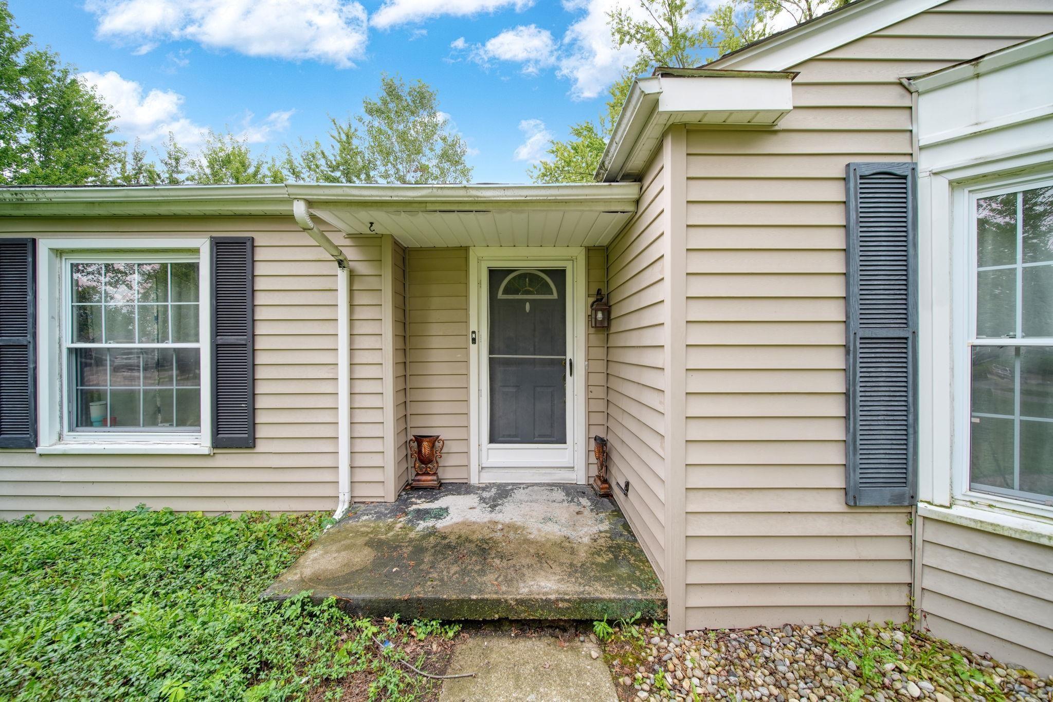 434 W Westwood Drive