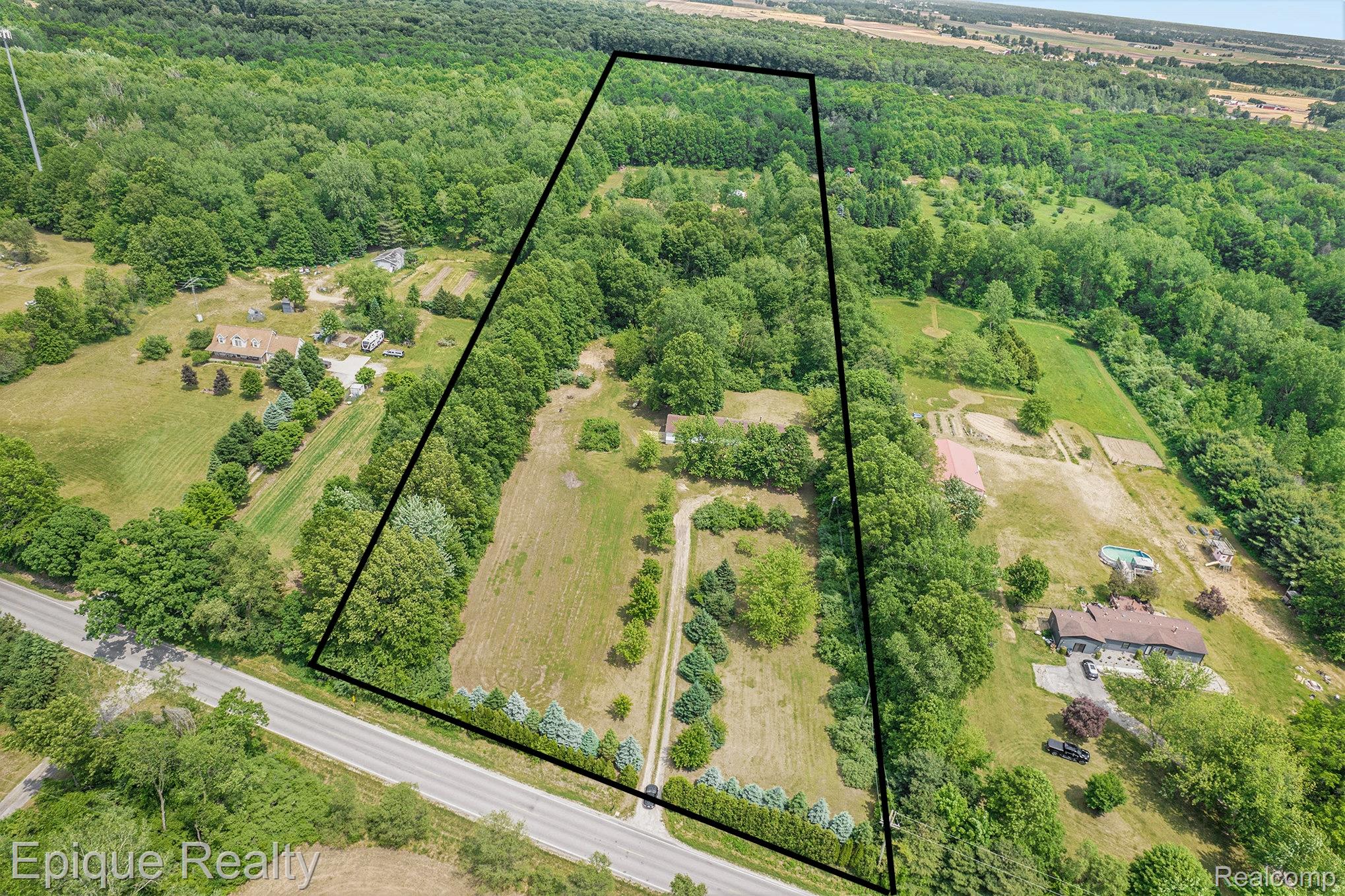 10900 Tuttlehill Road