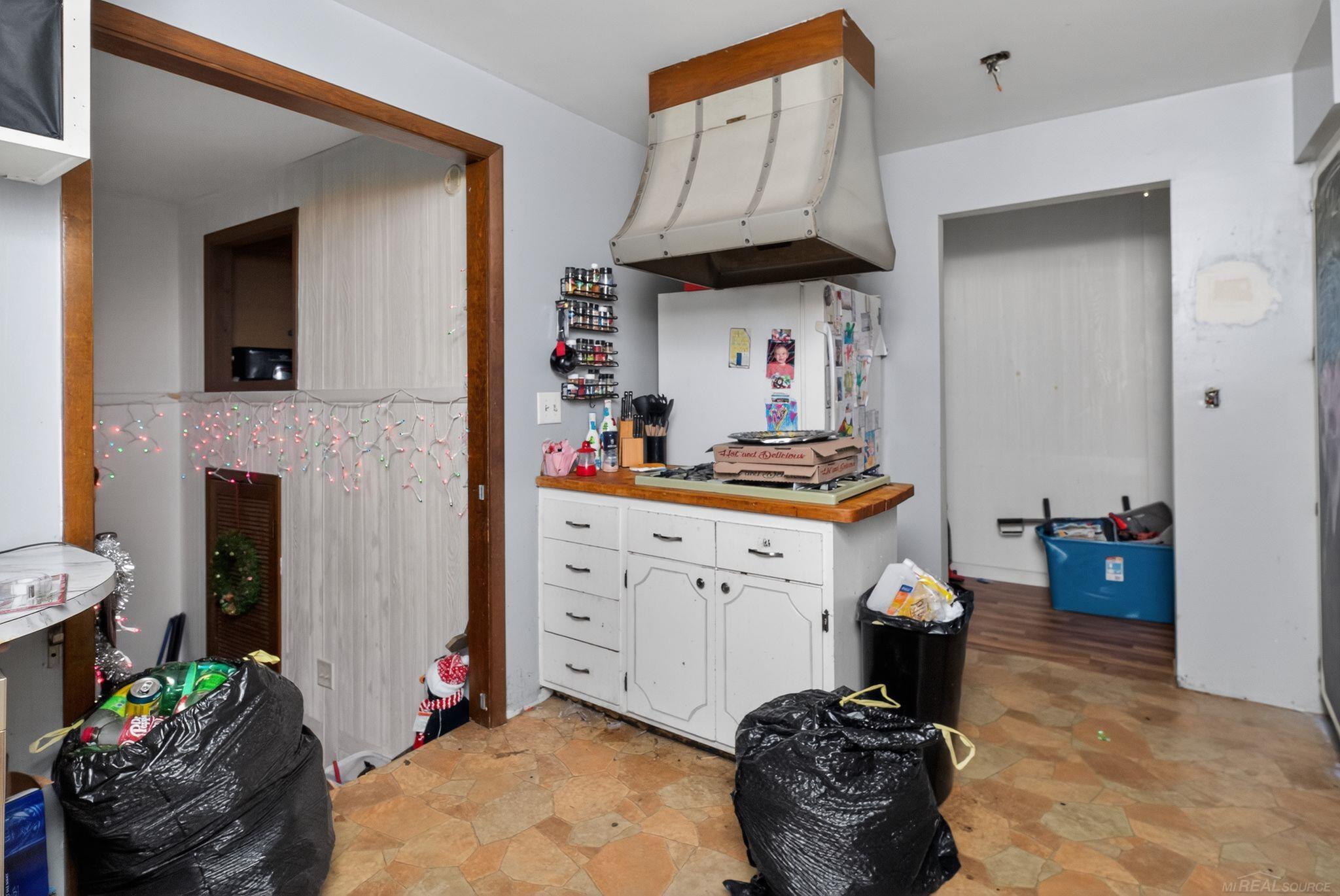 3481 Cloverville Road