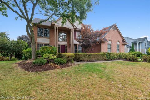 2841 Treyburn Lane West Bloomfield Charter Township MI 48324