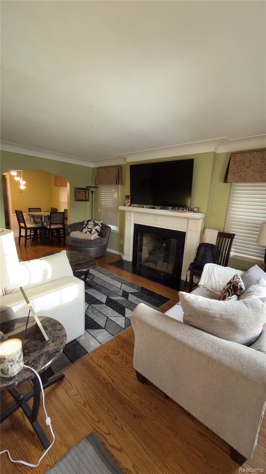 1750 N Waverly Street