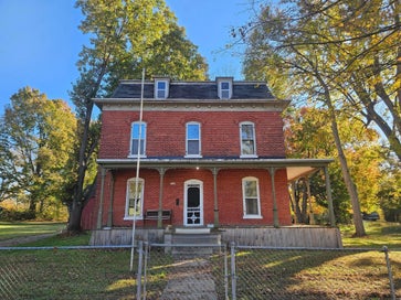 140 E Division Street Sherwood Village MI 49089