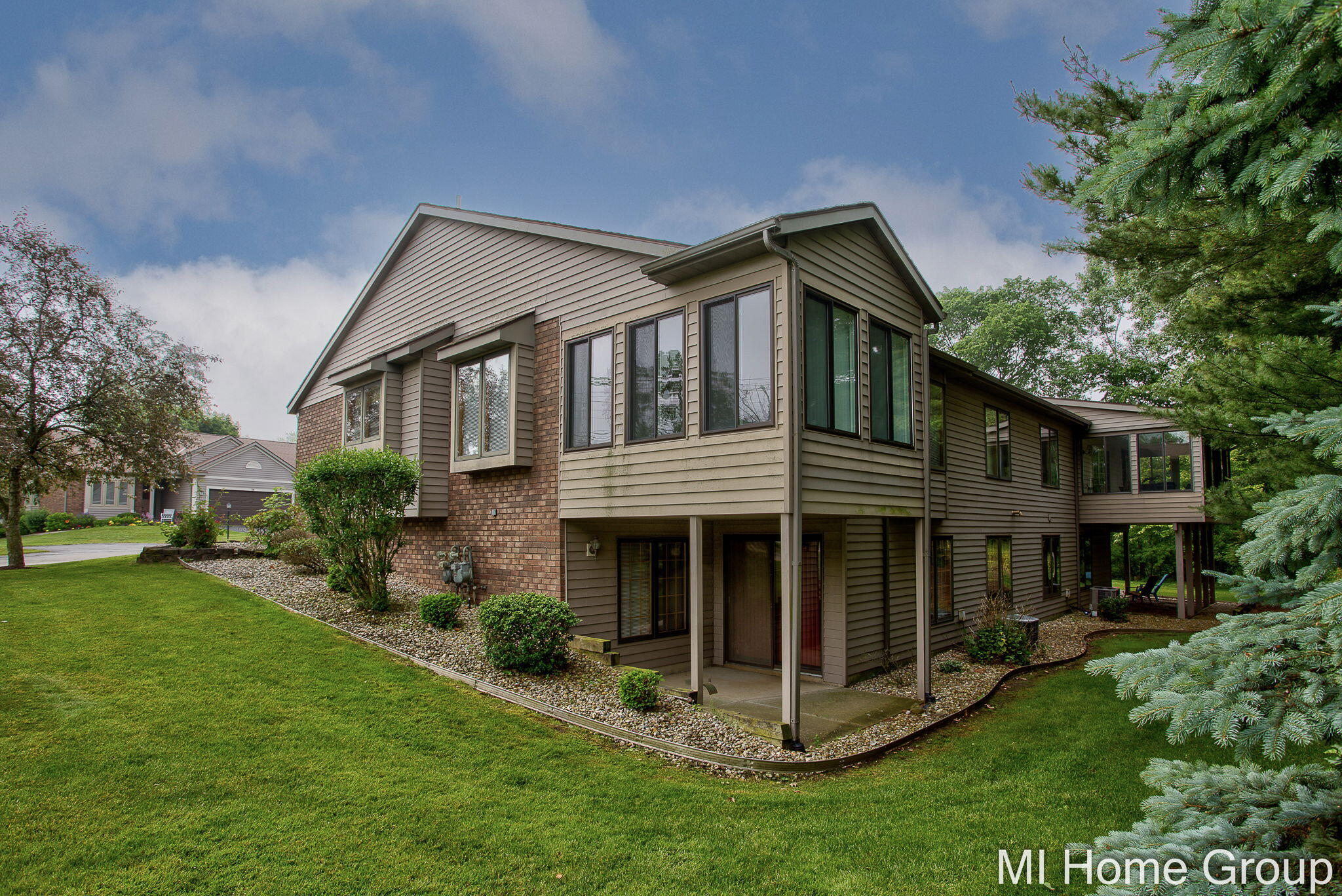 500 E Main Avenue 1