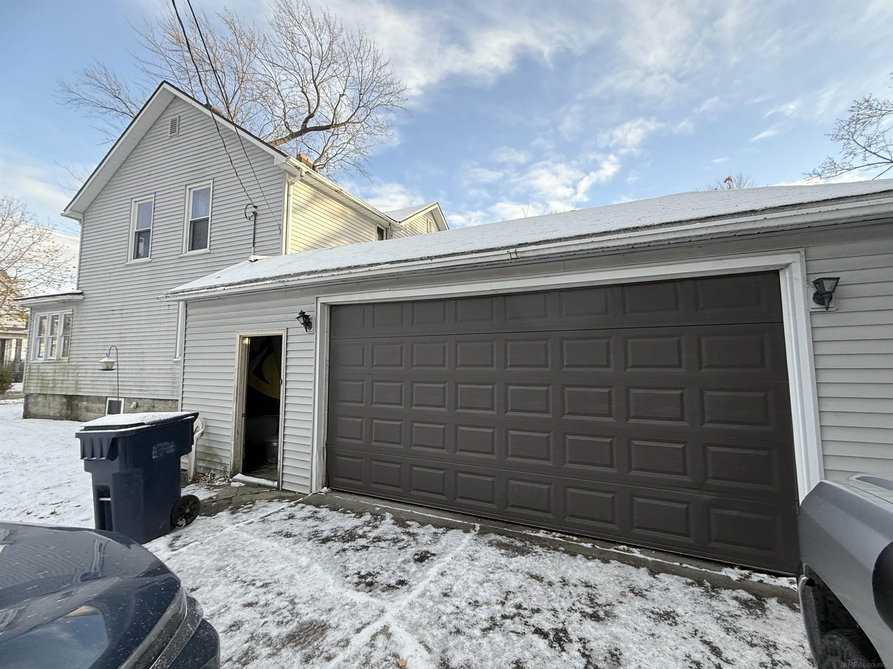 523 N Trumbull Street