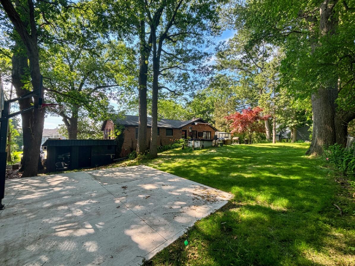 17500 N Fruitport Road