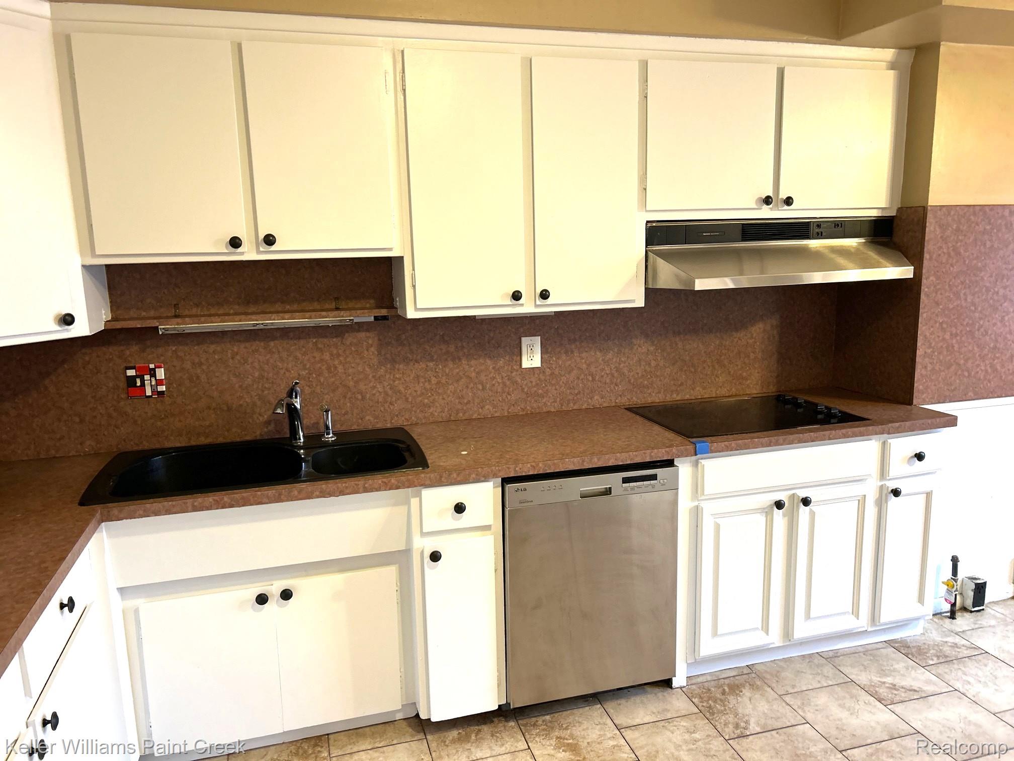 15251 Rosemary Boulevard