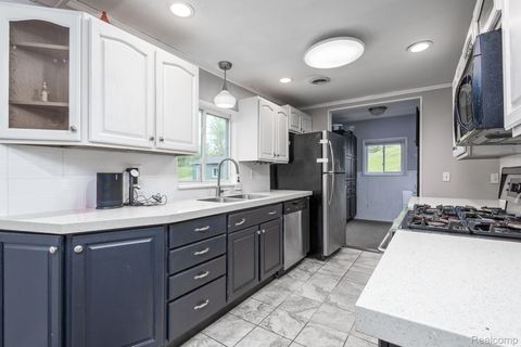 Tiny photo for 656 Lawson Drive, Orion Charter Township, MI 48362 (MLS # 20251052629)