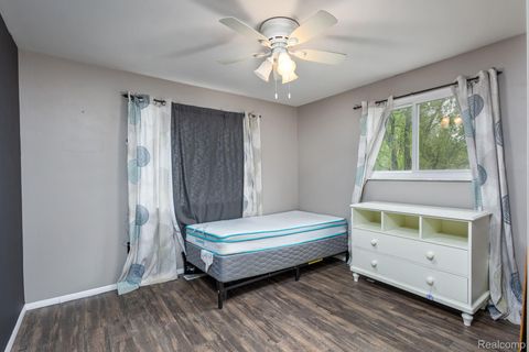 Tiny photo for 656 Lawson Drive, Orion Charter Township, MI 48362 (MLS # 20251052629)