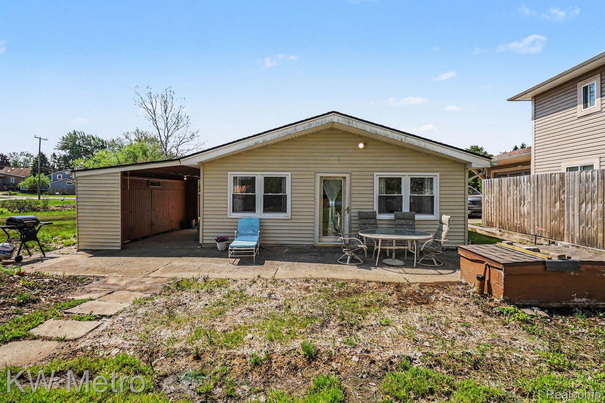 657 Dunleavy Drive