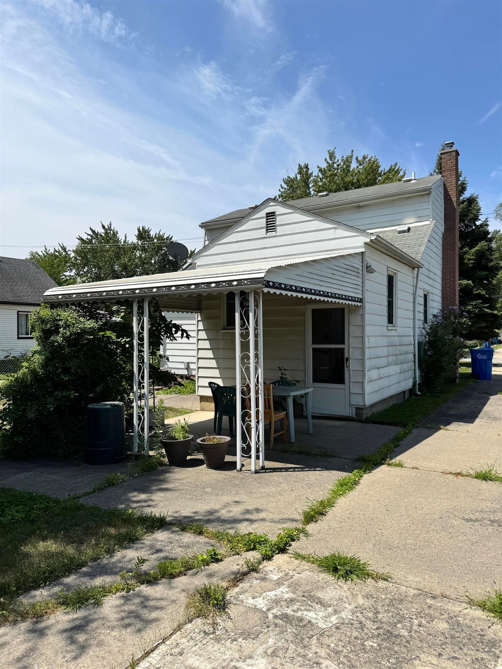 25244 Eureka Drive