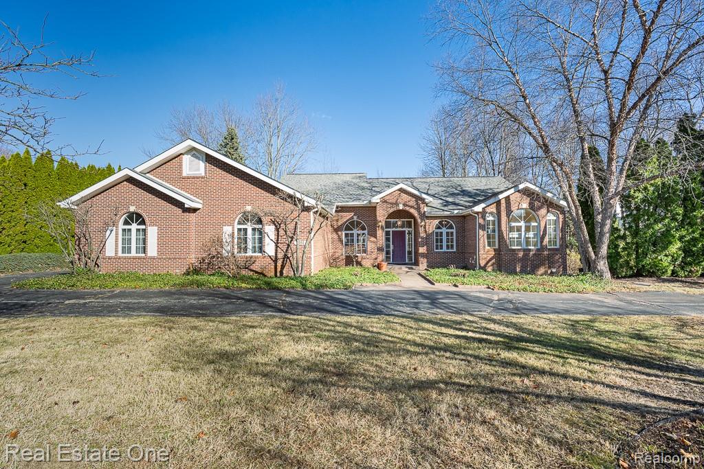 5181 Stonehenge Drive