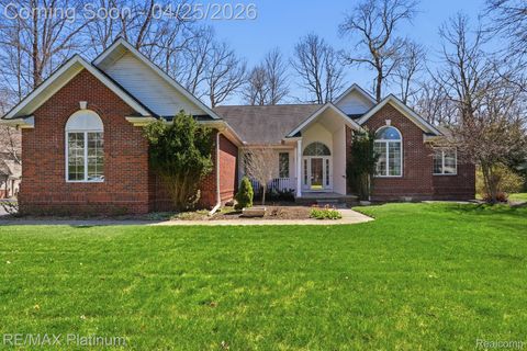 7548 Elmbrooke Way Hamburg Township MI 48116