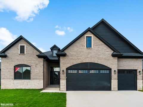 19307 Springbrook Drive Macomb Township MI 48044