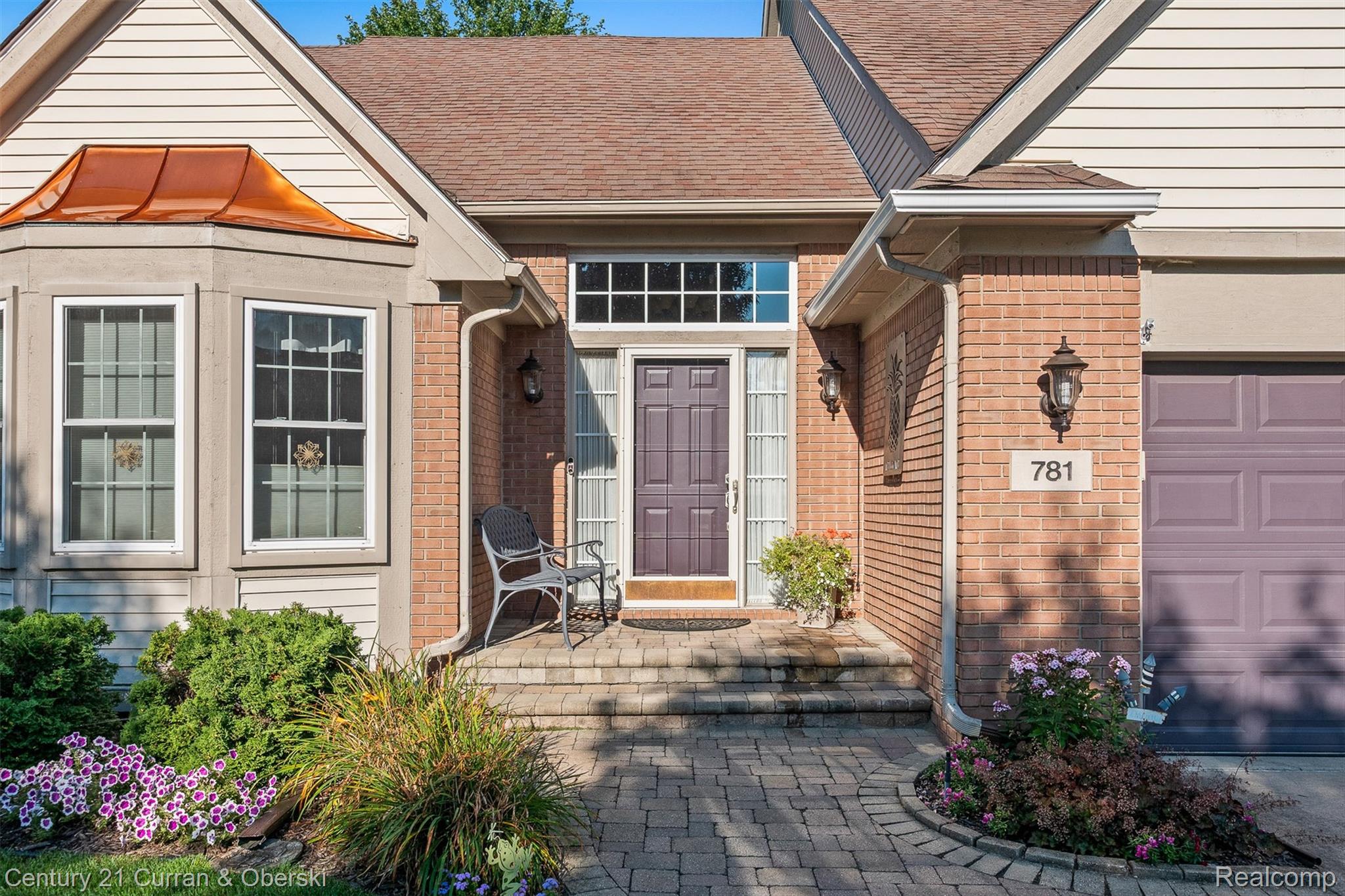 781 Pheasant Run West Drive