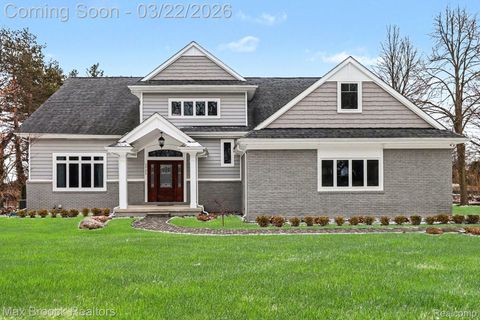 1725 Banmoor Drive Troy City MI 48084