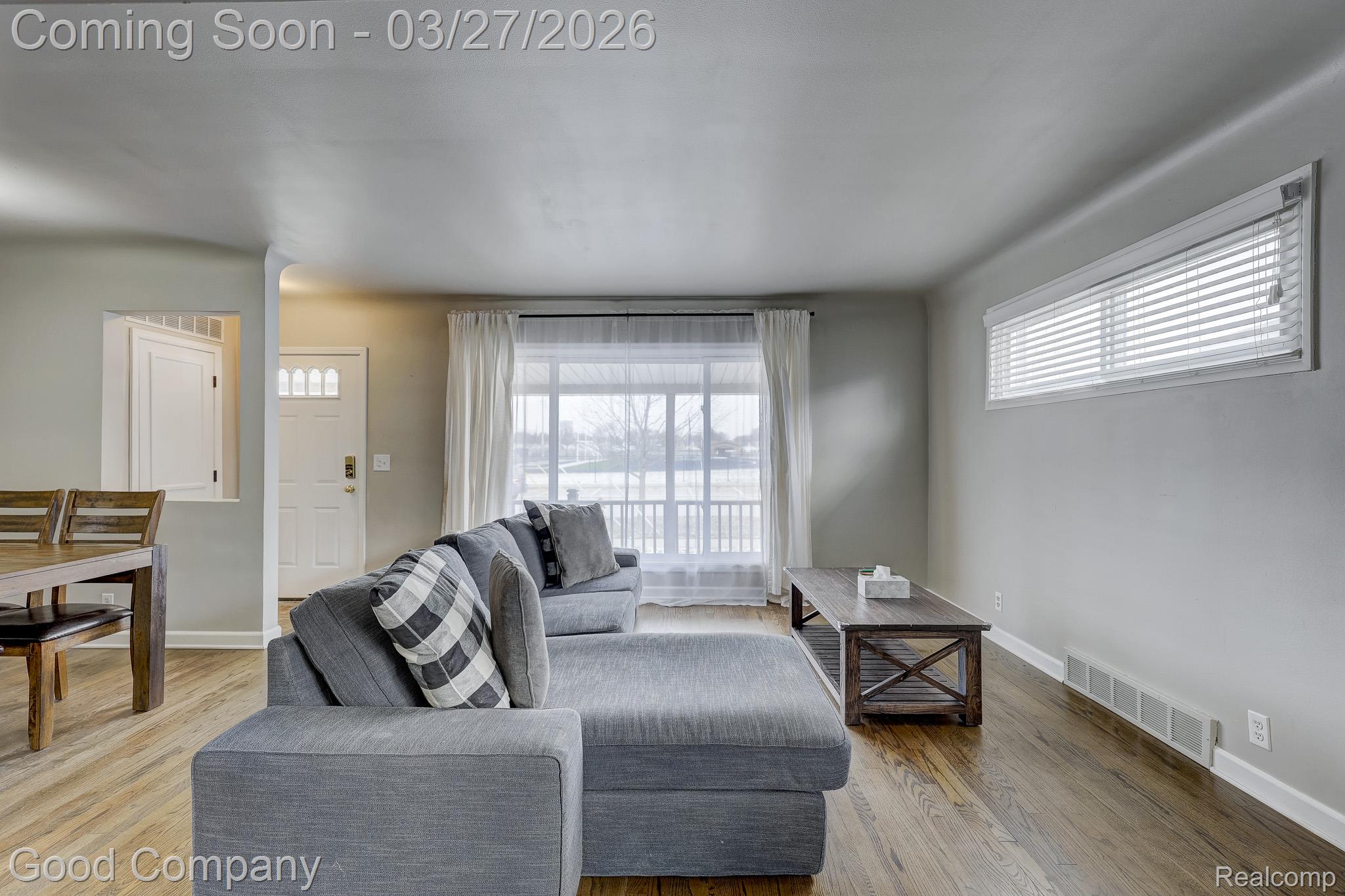 503 W Elmwood Avenue