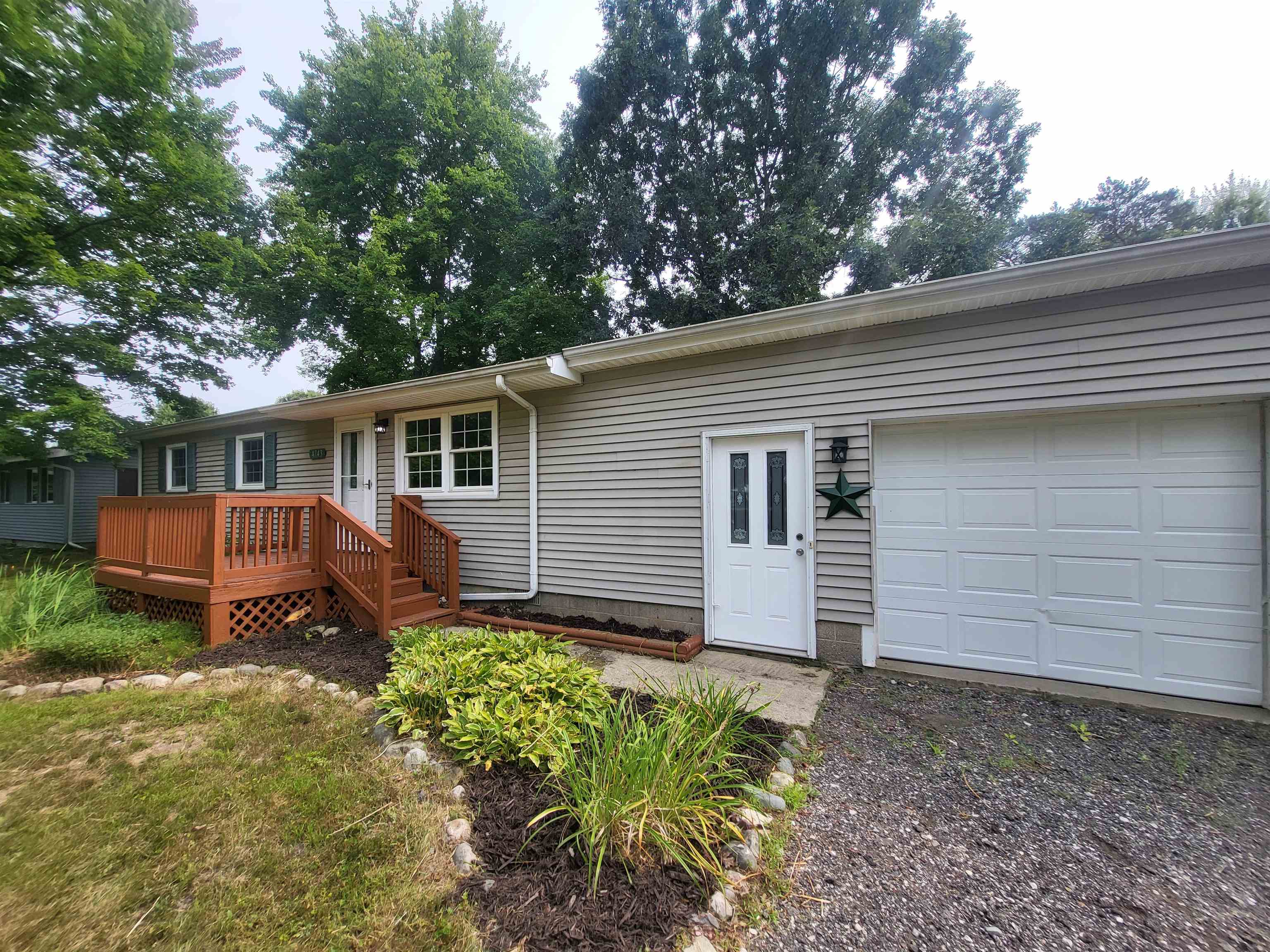 4743 Brown Road