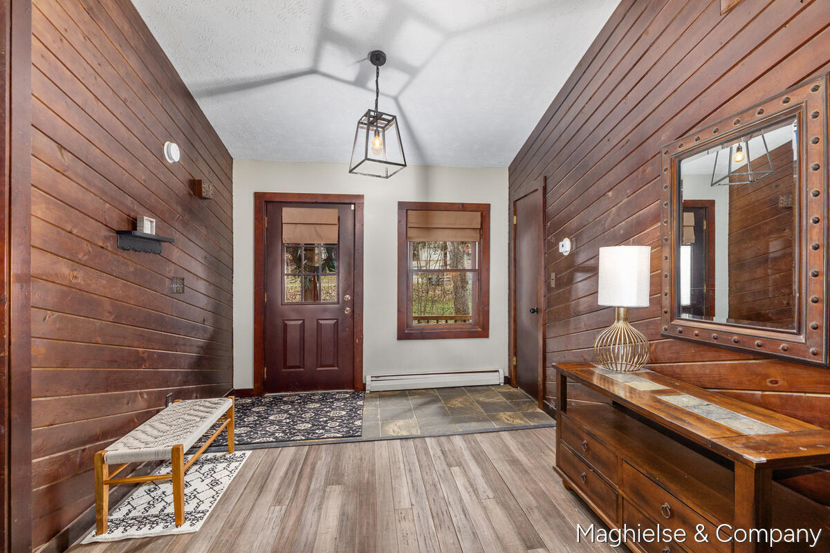 4755 Division Avenue N