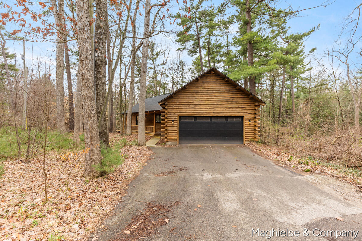 4755 Division Avenue N