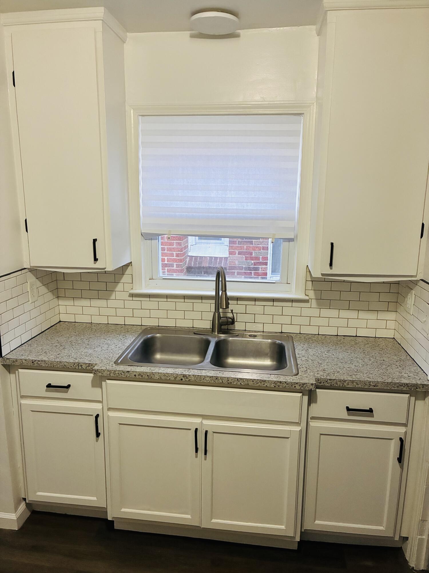 9915 Montrose Street