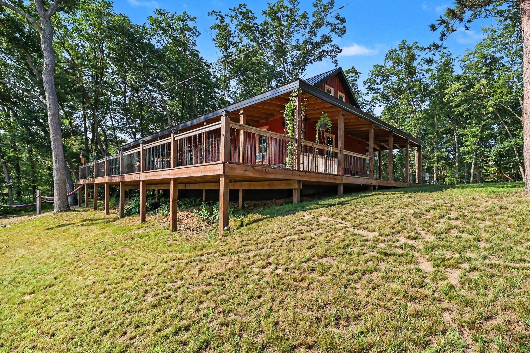 375 S Maple Road