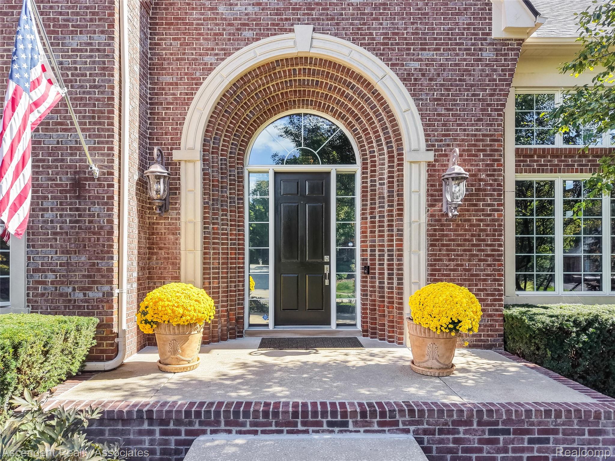 734 Wellington Circle