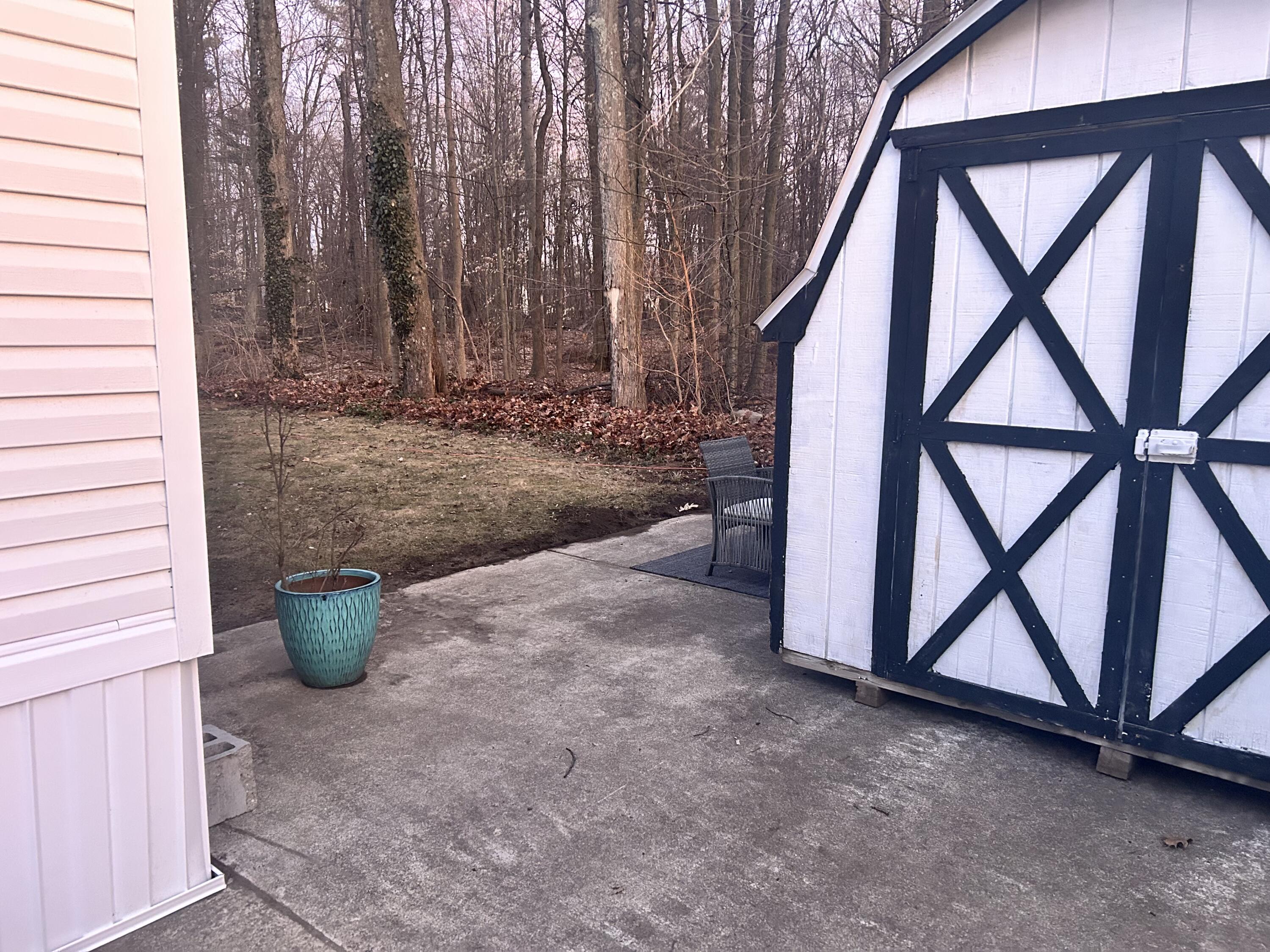 668 Hansel Street NW