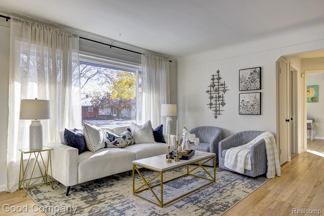 24231 Ridgedale Street