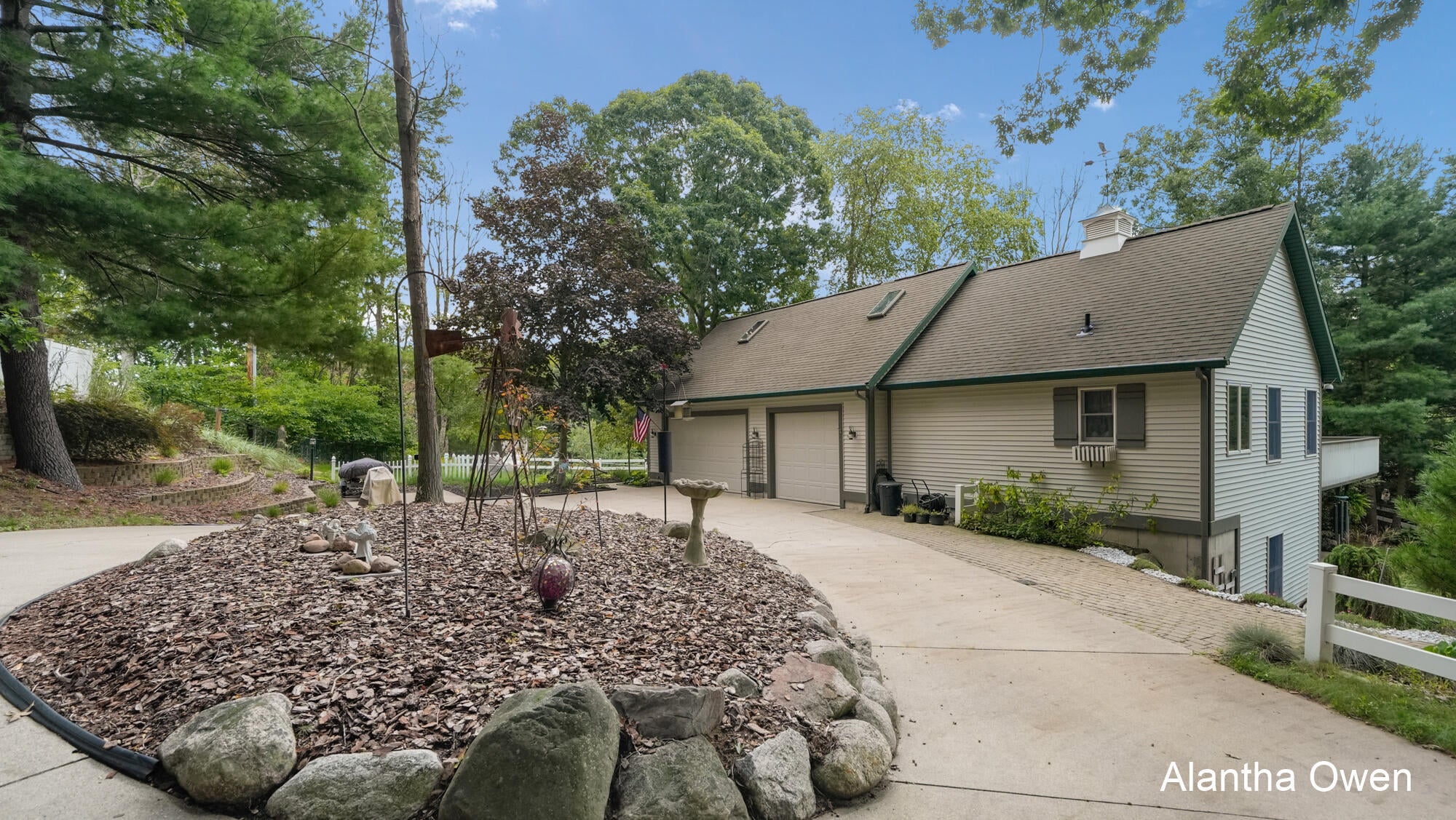 18443 Iroquois Drive