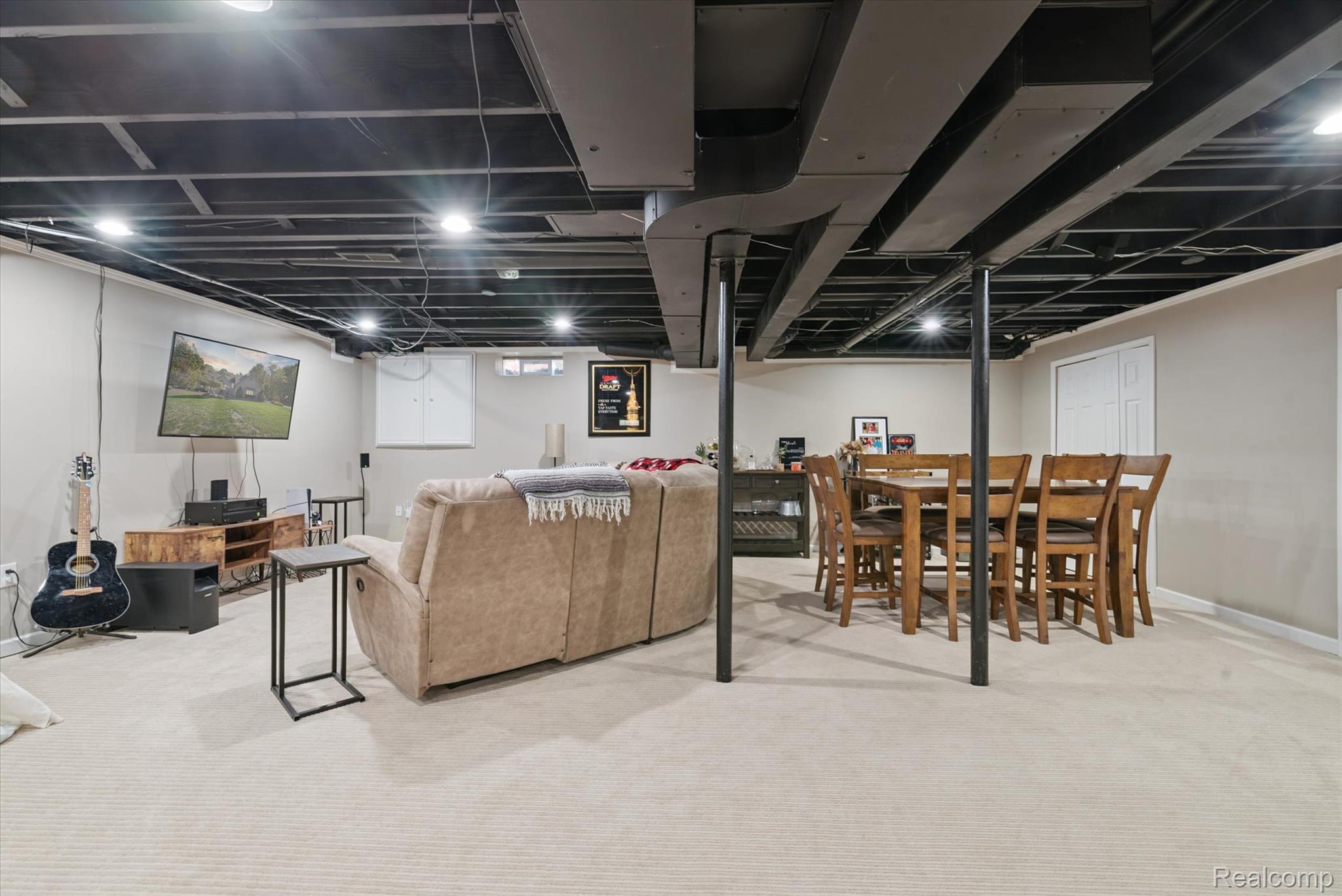 Huron Charter Township, Michigan 48164, United States, 3 Bedrooms Bedrooms, ,3 BathroomsBathrooms,Residential,Active,222337