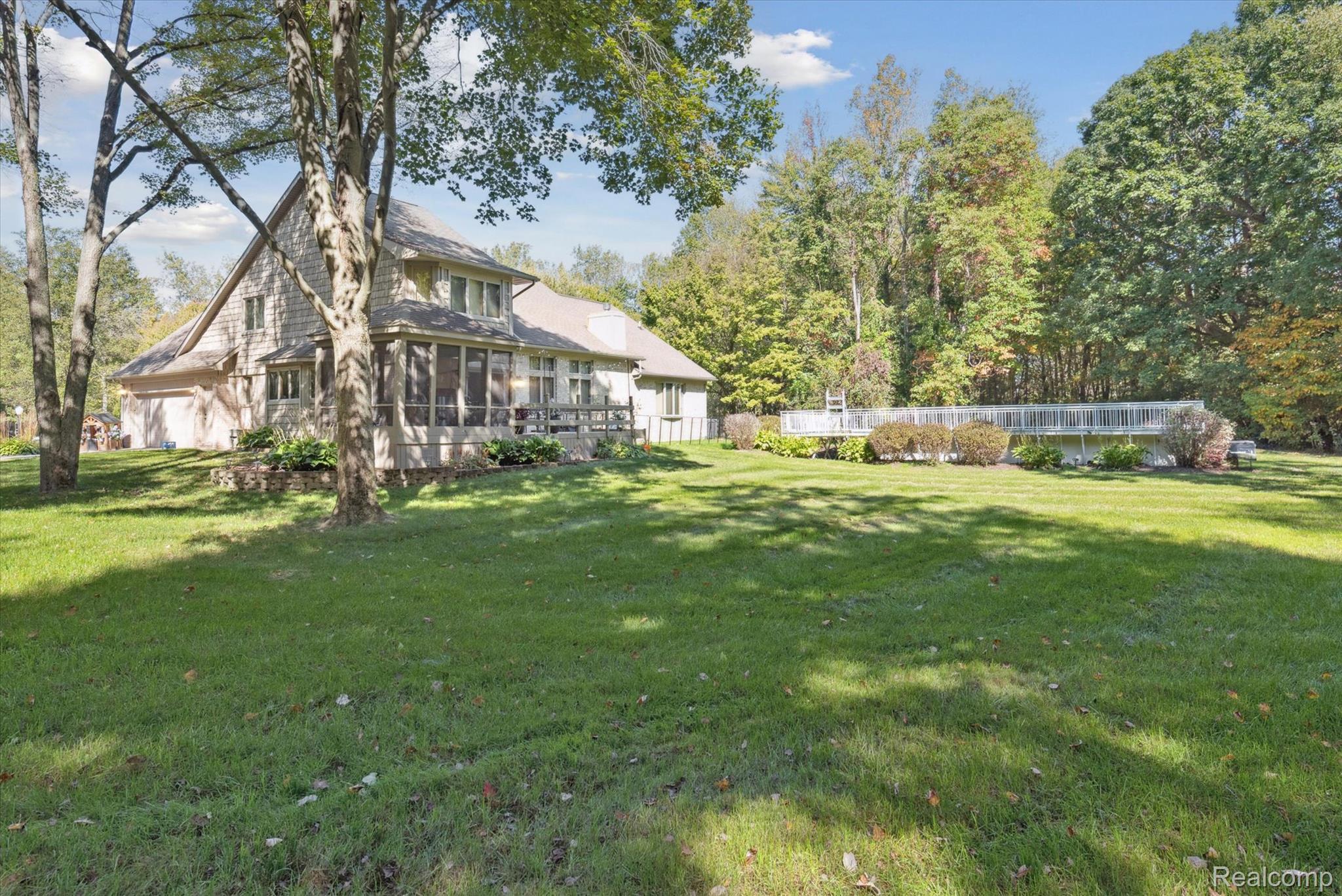 Huron Charter Township, Michigan 48164, United States, 3 Bedrooms Bedrooms, ,3 BathroomsBathrooms,Residential,Active,222337