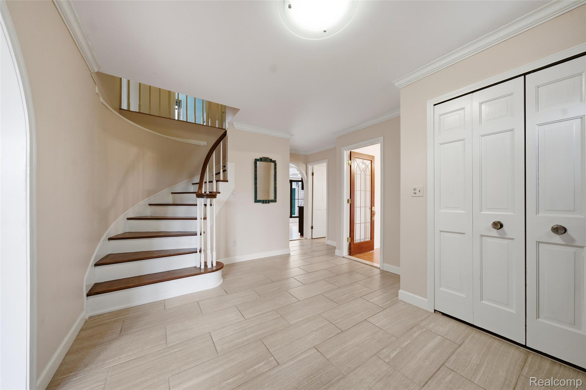 6807 Johnathon Drive