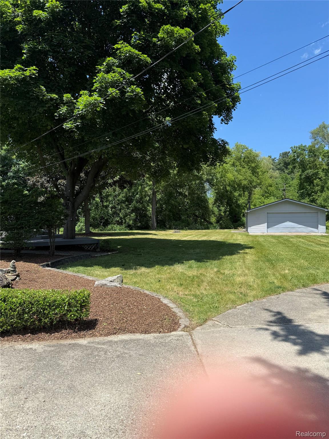 52240 Eastmoor Lane