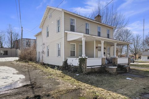 718 Regent Street Niles City MI 49120