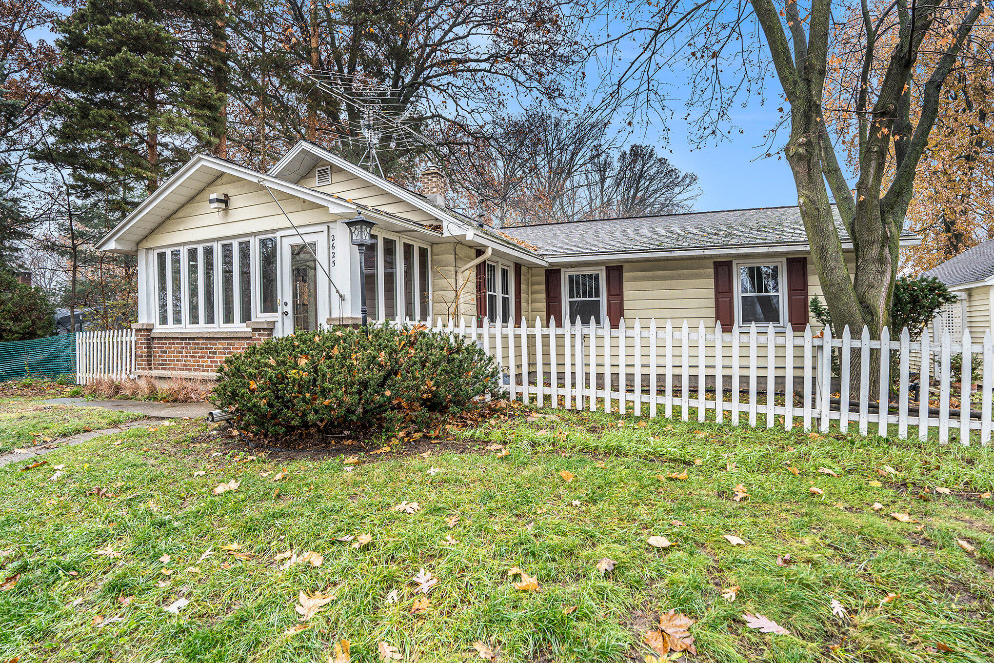 2625 Seventh Street NW